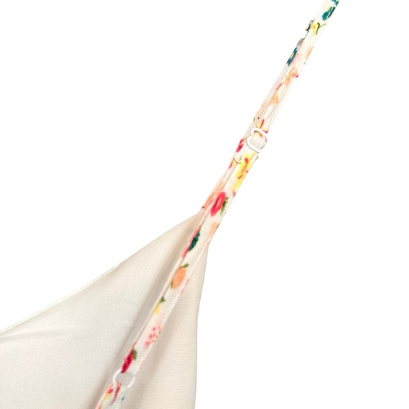 Mi Ami| Francesca’s Collections| Floral Spaghetti Strap Dress - Picture 7 of 9
